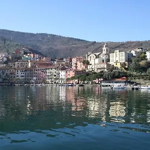 Carugio Del Fezzano Bed & Breakfast